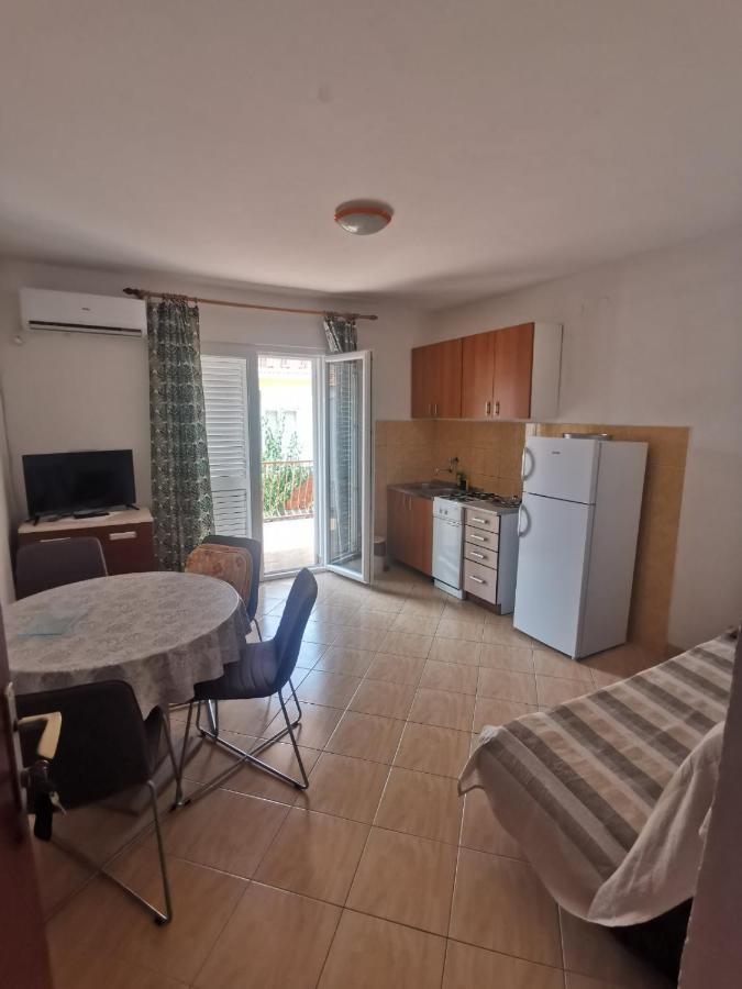 Emily Apartment Biograd Na Moru Exterior photo